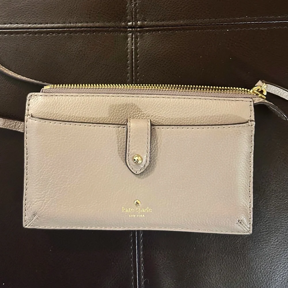 KATE SPADE Wallet Style Crossbody Bag